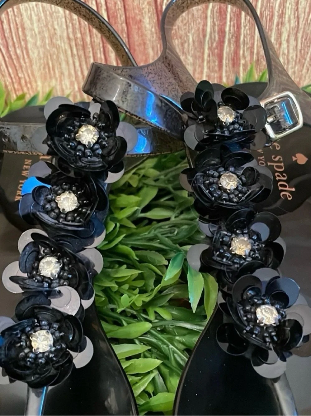 Kate Spade Women’s Jelly Flower Rhinestone Flip Flops Size 5